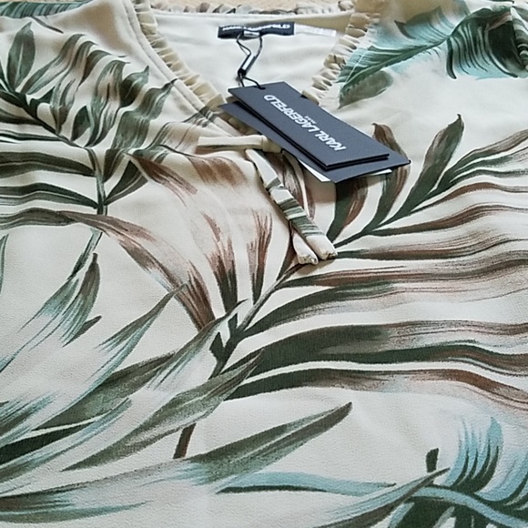 Lace Trim Leaf Print Top - Picture 7 of 10